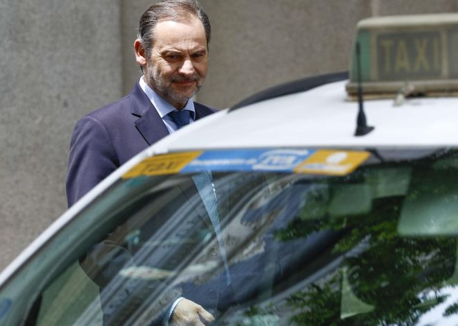 El PSOE informa al Supremo del sueldo y las donaciones de Ábalos y añade que están declarados a Hacienda