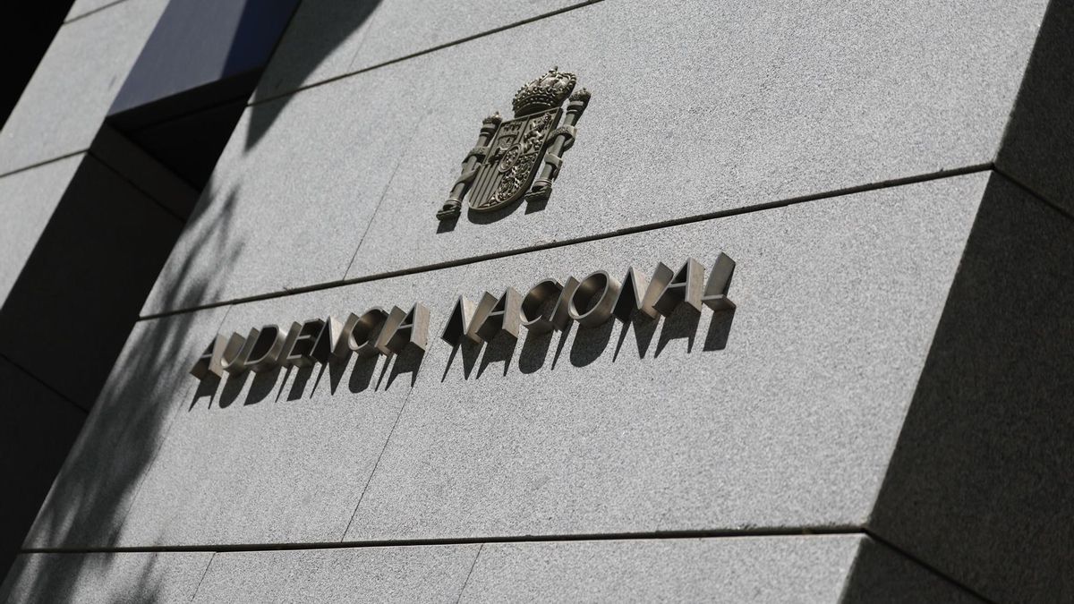 En libertad los dos jóvenes detenidos por los ciberataques contra Sánchez, ministros, políticos y periodistas