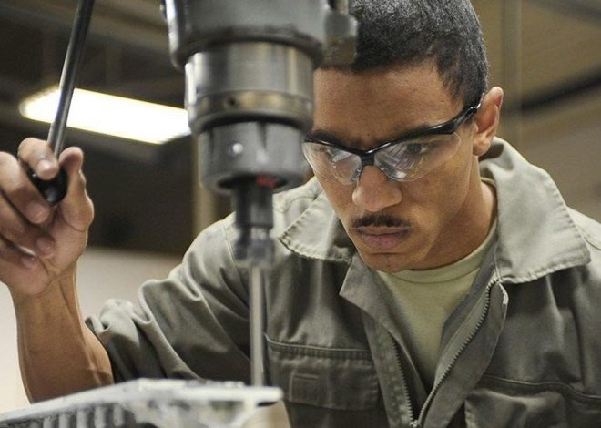 Los trabajadores inmigrantes cobran un 29% menos que las personas nacidas en España