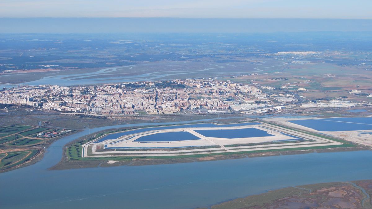 Enterrar los residuos tóxicos de Huelva no es la solución: Toxicología asegura que se filtran a las marismas