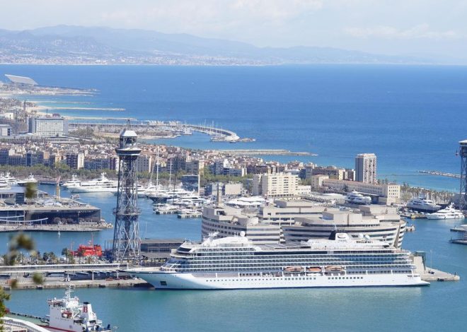 El Puerto de Barcelona acepta reducir de siete a cinco terminales de cruceros antes de 2030
