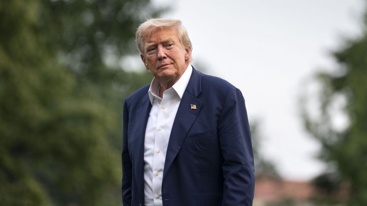 Trump dice que Epstein le «robó» algunas empleadas del ‘spa’ de Mar-a-Lago, entre ellas la denunciante del príncipe Andrés