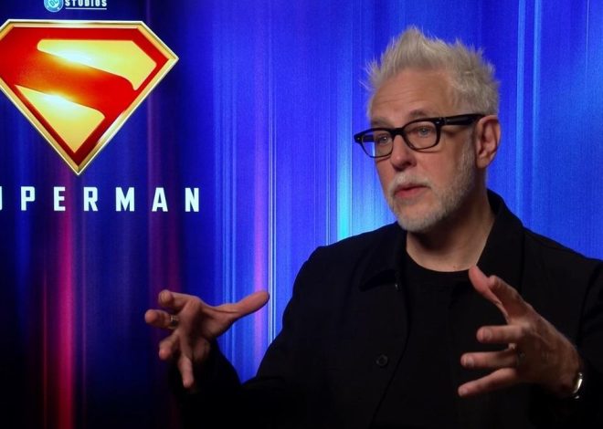 El director de ‘Superman’ recuerda que el superhéroe es un inmigrante en EEUU y el trumpismo se pone furioso