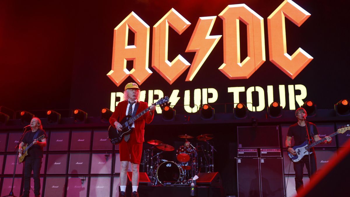 El veterano rayo de AC/DC incendia Madrid
