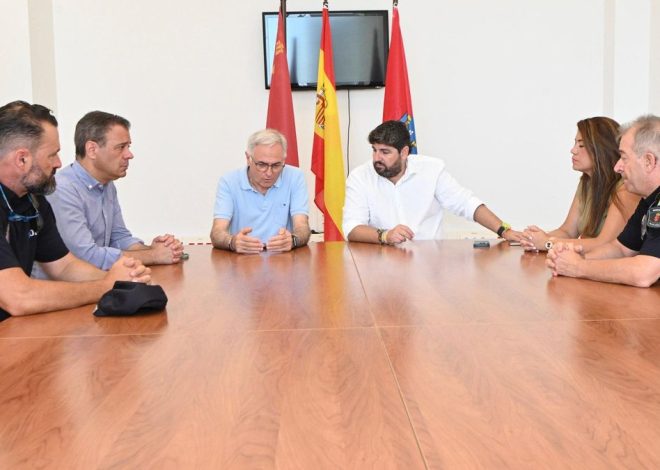 La derecha pide reforzar la seguridad en Torre Pacheco mientras la izquierda responsabiliza a Vox de los disturbios