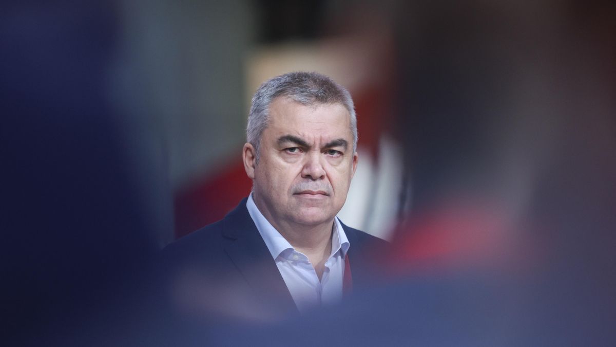 Hay un hombre en el PSOE que lo hacía todo
