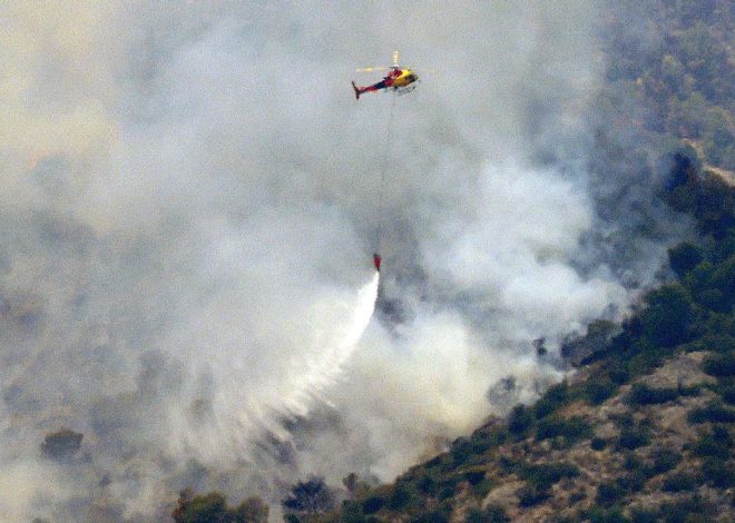 El fuego no da tregua en Catalunya: 18.000 vecinos confinados y 3.100 hectáreas quemadas en Tarragona