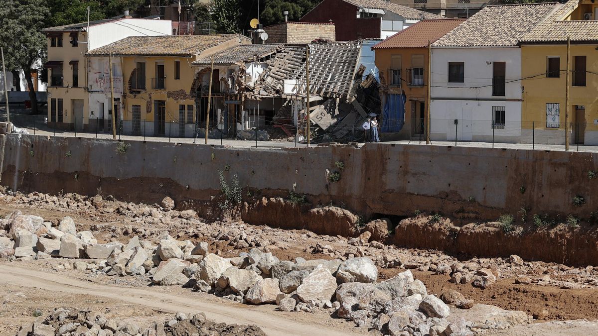 El Gobierno lanza dos consultas previas para proyectos antirriadas y de restauración en los municipios de la dana