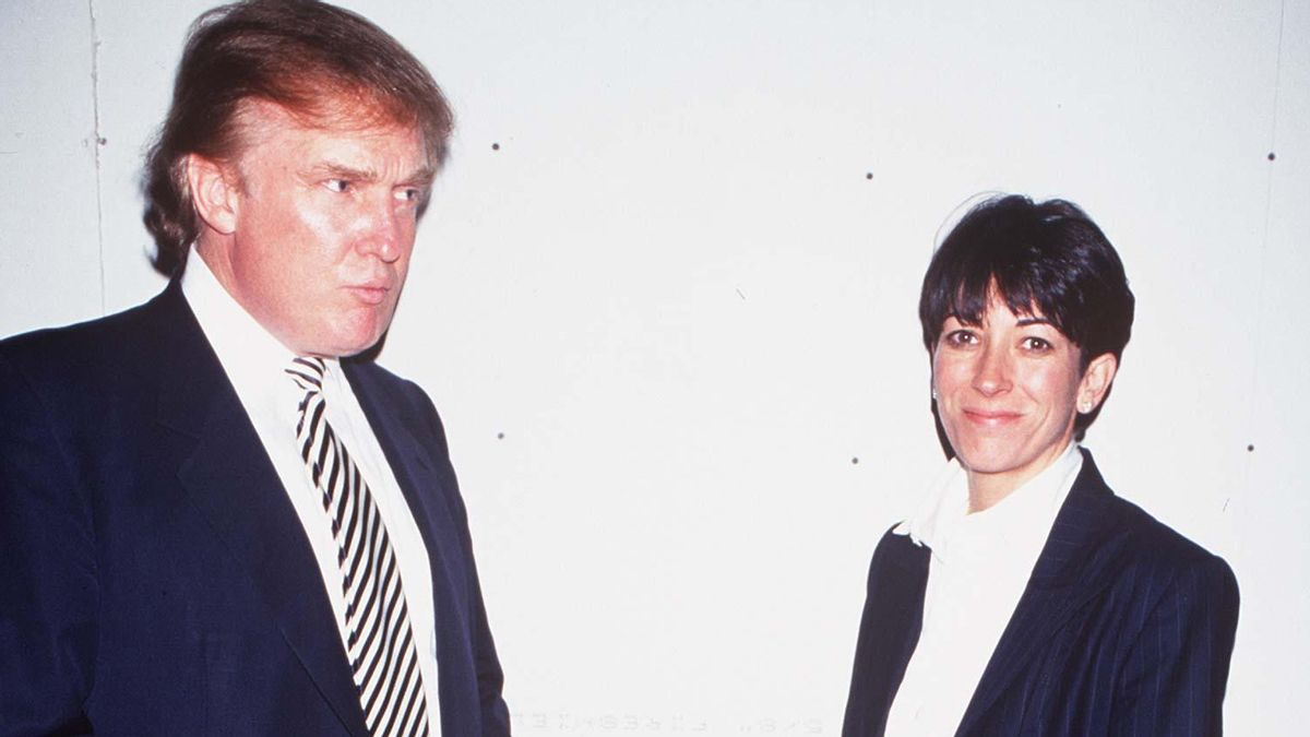 Trump habla de «invasión» de migrantes a Europa en su campo de golf de Escocia mientras emerge la idea del indulto a la mano derecha de Epstein