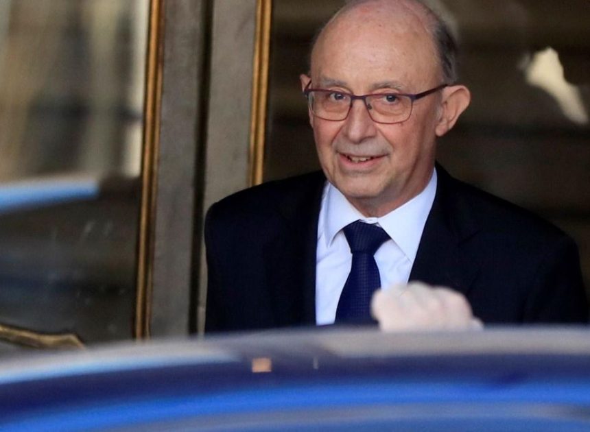 La UCO detectó que las empresas conocían los presupuestos de Rajoy antes que el Congreso y señala a Montoro