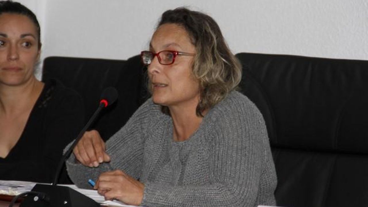 Un tribunal pide el ingreso en prisión de la exedil del PP de Benitatxell condenada por falsificar firmas tras la denegación de su indulto