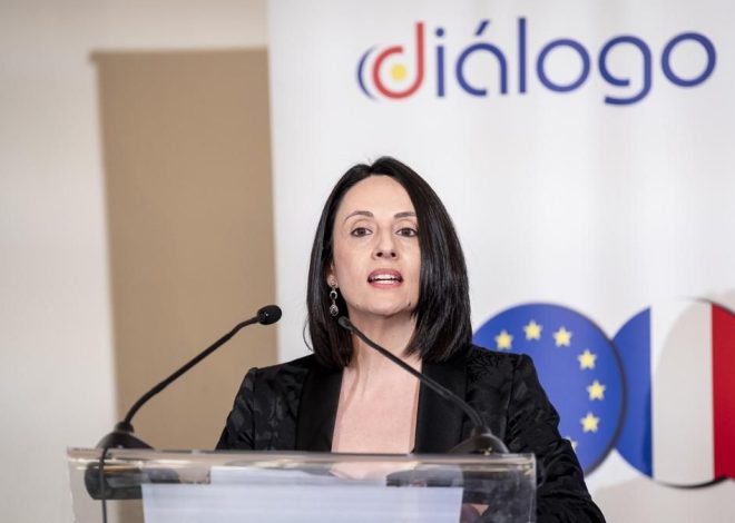 Sánchez elige a la valenciana Rebeca Torró como secretaria de Organización del PSOE