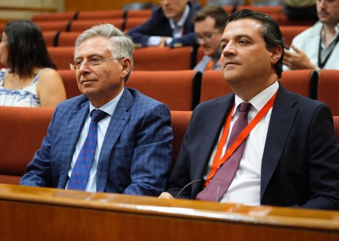Vox cede su apoyo a Moreno para renovar la Oficina Andaluza Antifraude en plena investigación de los contratos sanitarios