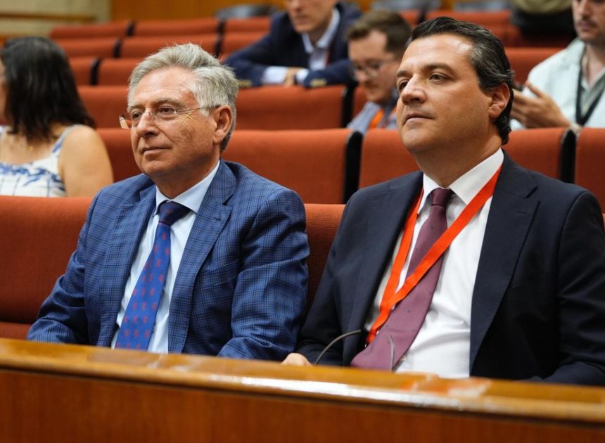 Vox cede su apoyo a Moreno para renovar la Oficina Andaluza Antifraude en plena investigación de los contratos sanitarios