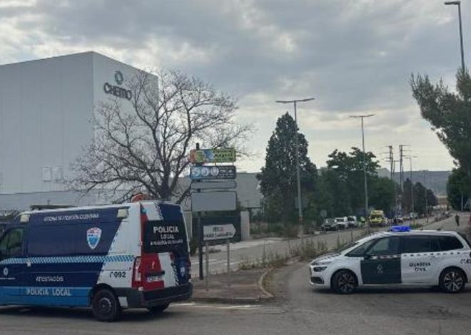 Cuatro heridos en el incendio de una empresa farmacéutica en Guadalajara que obliga a desalojar a 600 personas