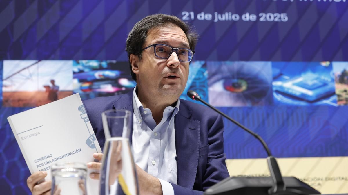 El plan del Gobierno para modernizar la administración: sin cita previa, oficinas «todo en uno» y nuevas oposiciones