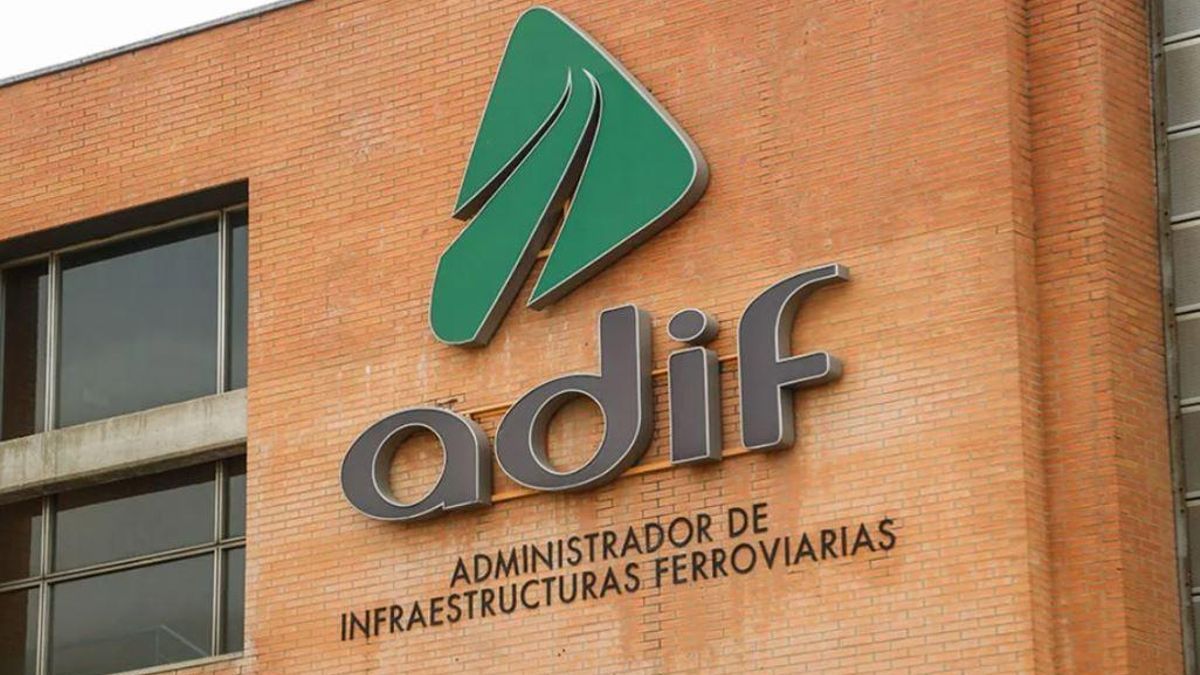 Adif destituye a Juan Pablo Villanueva como director general de Negocio y Cliente solo cinco meses después de nombrarle