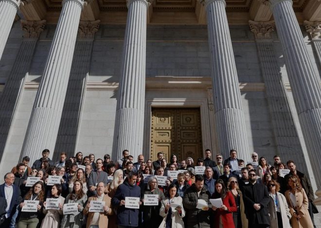El Congreso aprueba la reforma del reglamento para sancionar a los agitadores de extrema derecha