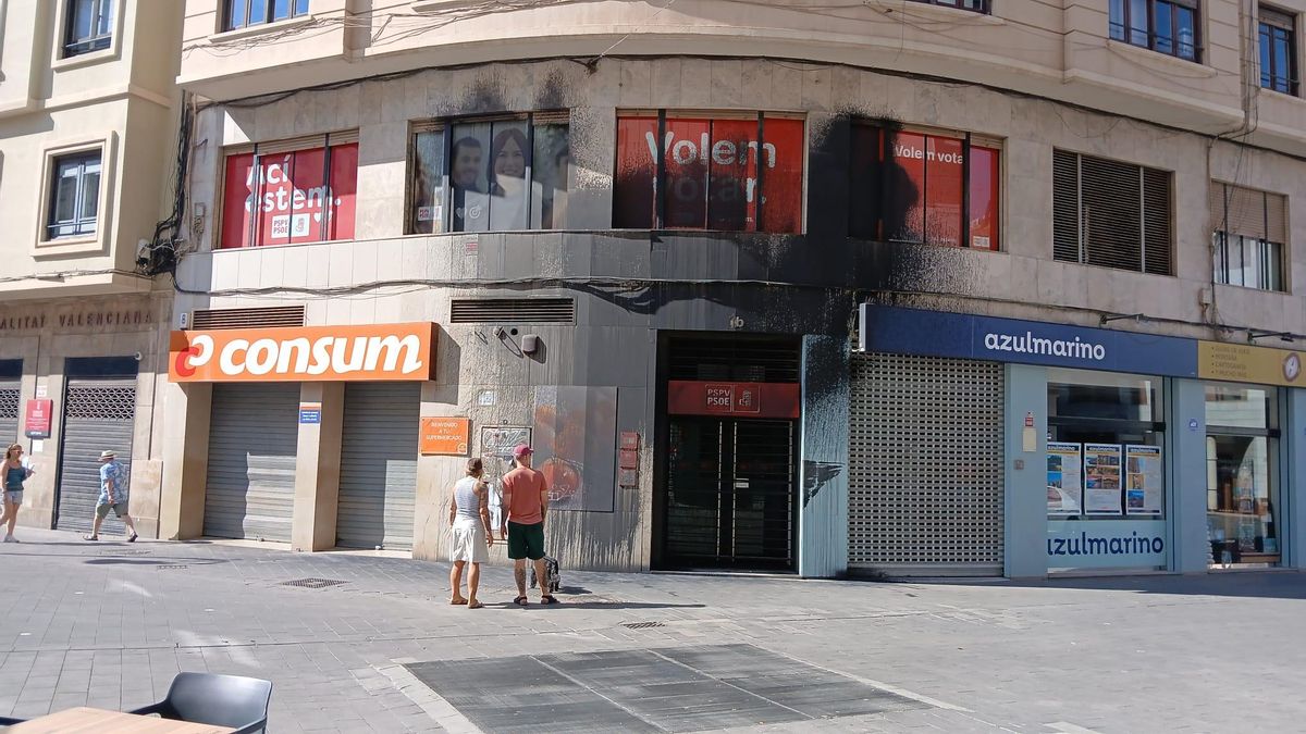 El PSPV responsabiliza al PP del «premeditado» ataque a su sede en València por «la violencia verbal de Feijóo, Aznar y Rajoy»