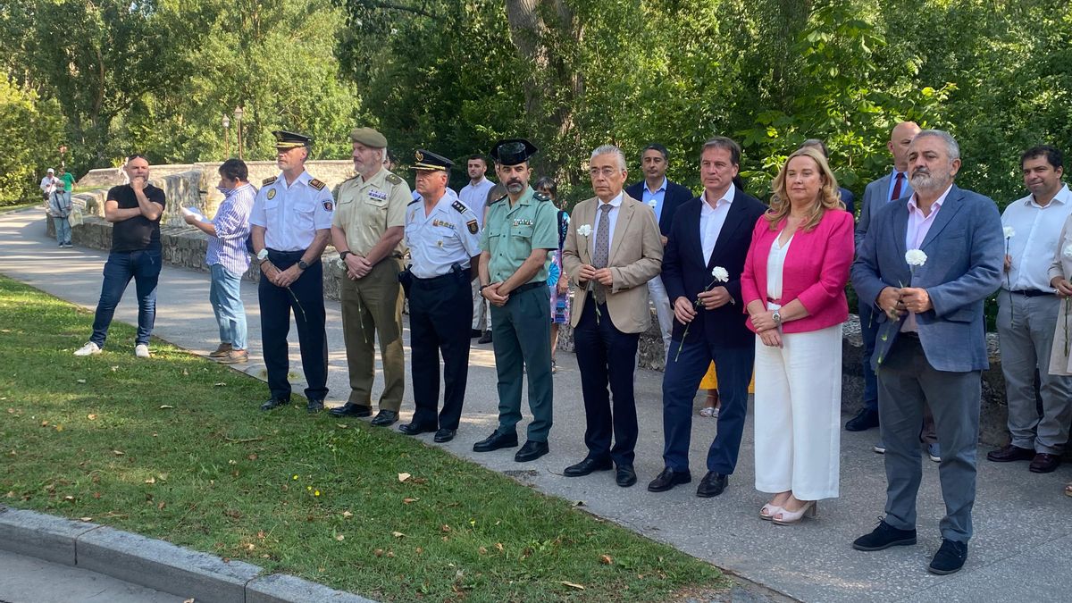 El PSOE de Burgos abandona el tributo a Miguel Ángel Blanco donde se acusó a Sánchez de pactar con «testaferros de ETA»