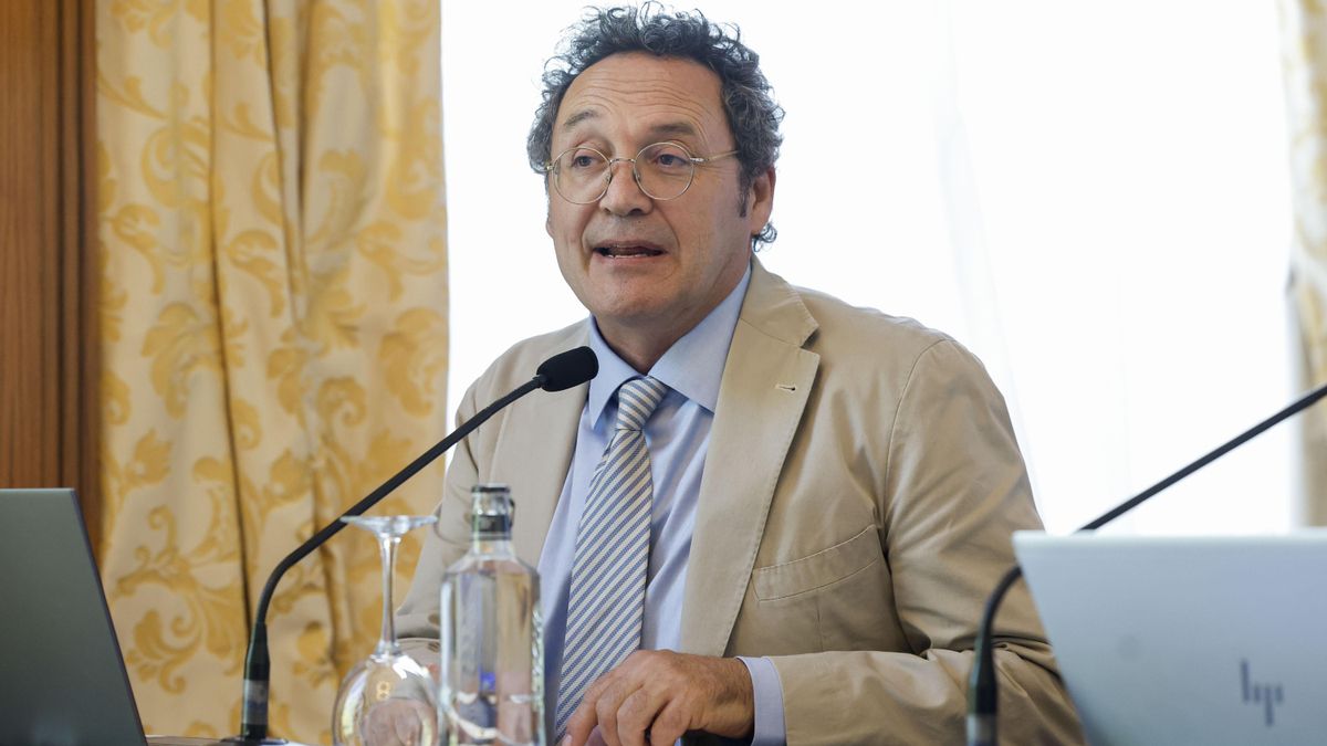 El juez Hurtado pregunta a las partes si debe suspender de su cargo al fiscal general del Estado