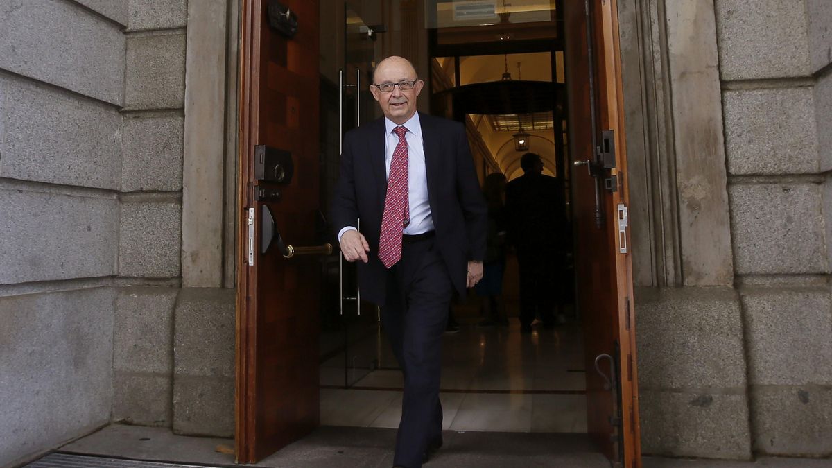 Montoro dice que no hay pruebas contra él y anuncia medidas legales para defender su «honor»