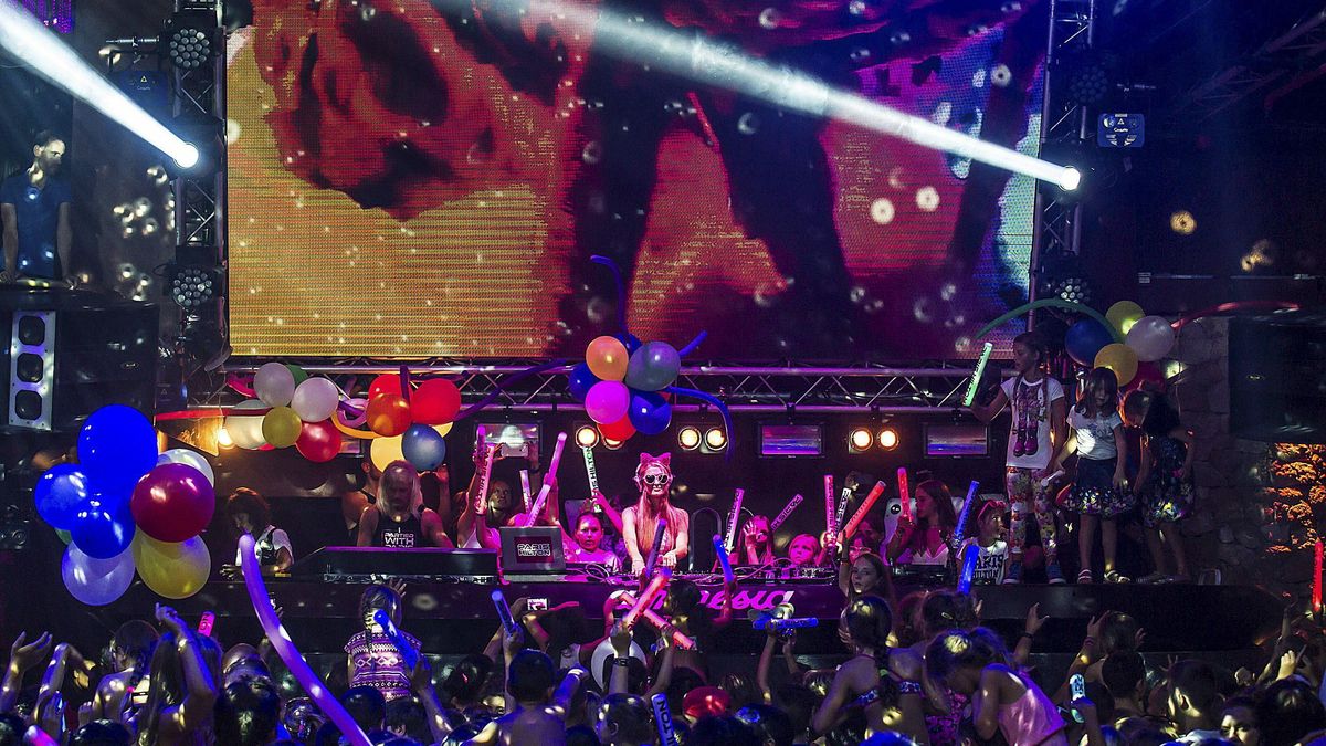 Las grandes discotecas de Ibiza saturan la sanidad: «Todos pagamos las ambulancias a empresas que hacen miles de millones»