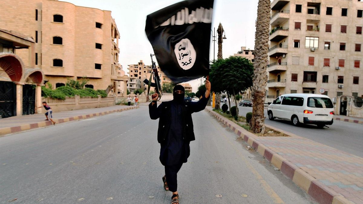 El Estado Islámico multiplica su actividad en Siria y un atentado contra cristianos pone en entredicho la transición