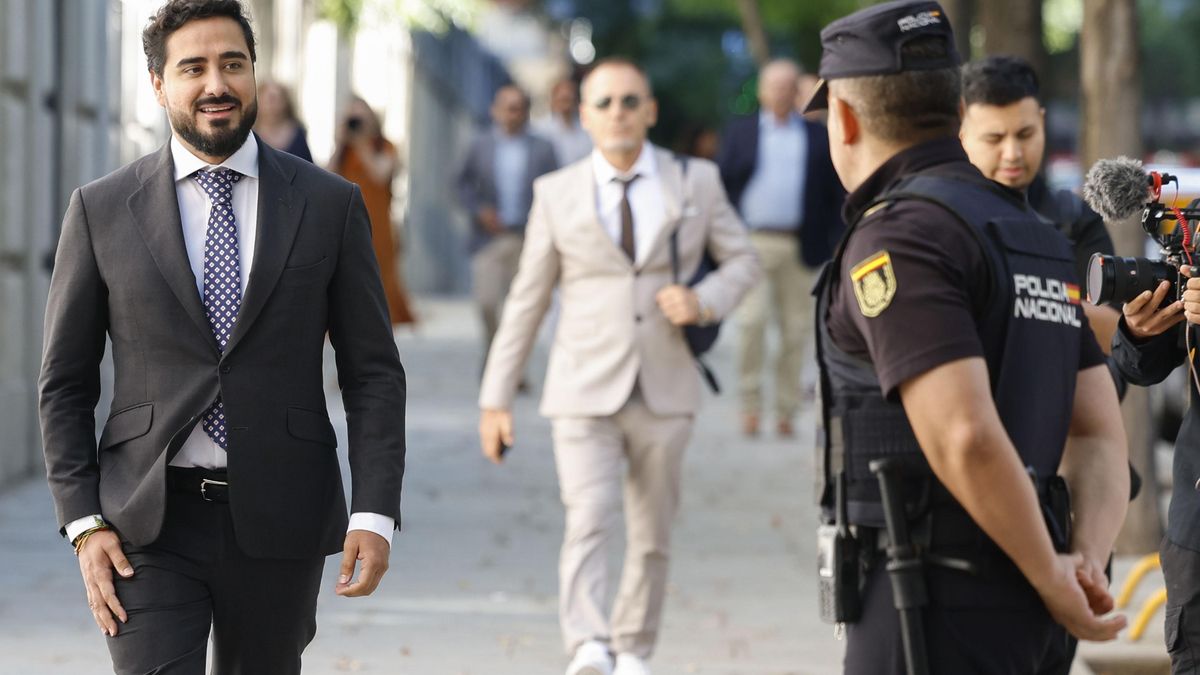 Alvise reconoce en el Supremo que cobró 100.000 euros en efectivo pero niega que lo usara para financiar su partido