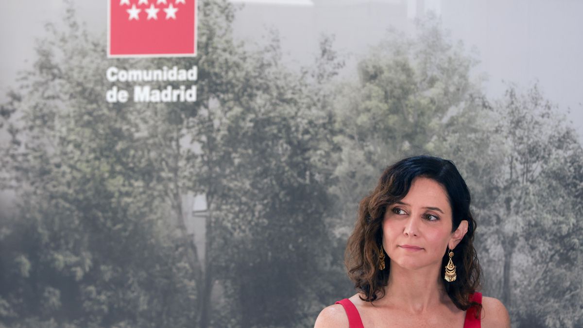 Ayuso elimina la ratio mínima de limpieza en residencias pese a la existencia de brotes de sarna y chinches