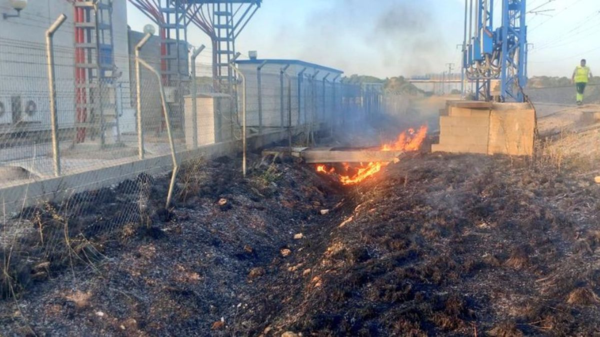 Restablecida la circulación de alta velocidad Madrid-Barcelona tras extinguirse un incendio entre Brihuega y Medinaceli
