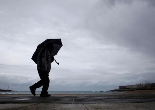 Las lluvias bajan intensidad y se quedan en Galicia y el Cantábrico en una jornada de descenso de temperaturas