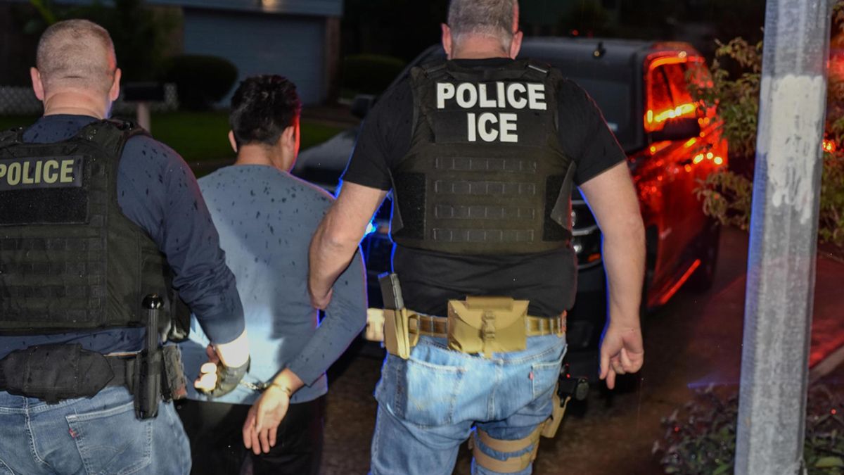 El creador de la app que avisa de la presencia de agentes de migración y desespera al Gobierno de Trump: «Me protege la libertad de expresión»