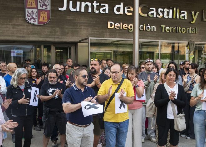 Un centenar de personas homenajea en Soria al bombero muerto en los incendios de León