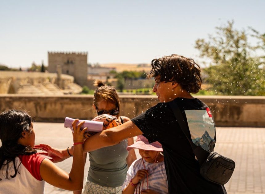 Nueve comunidades en alerta naranja por altas temperaturas en plena jornada de ola de calor