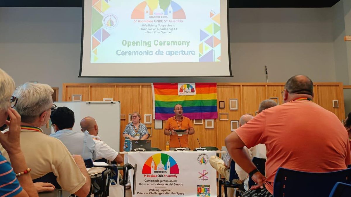 “Cualquier creyente debería defender los derechos del colectivo”: cristianos LGTBI+ de todo el mundo alzan la voz en Madrid