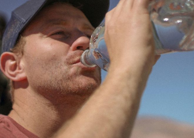Aguas embotelladas con sabor, ¿son una forma saludable de hidratarnos?
