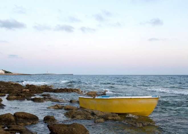 Desaparecen 12 personas migrantes tras saltar al agua desde una patera al suroeste de Cabrera