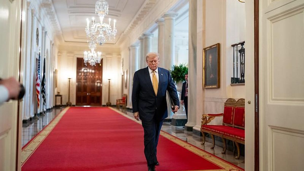 Trump da 90 días más a China para negociar los aranceles