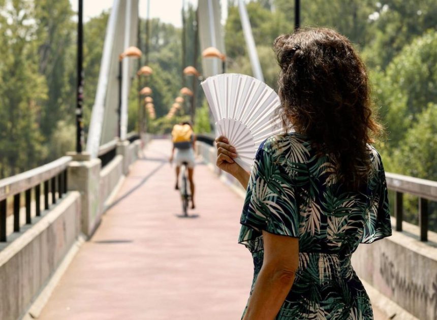 El calor extremo se despide con tormentas y un brusco descenso de temperaturas en el noroeste