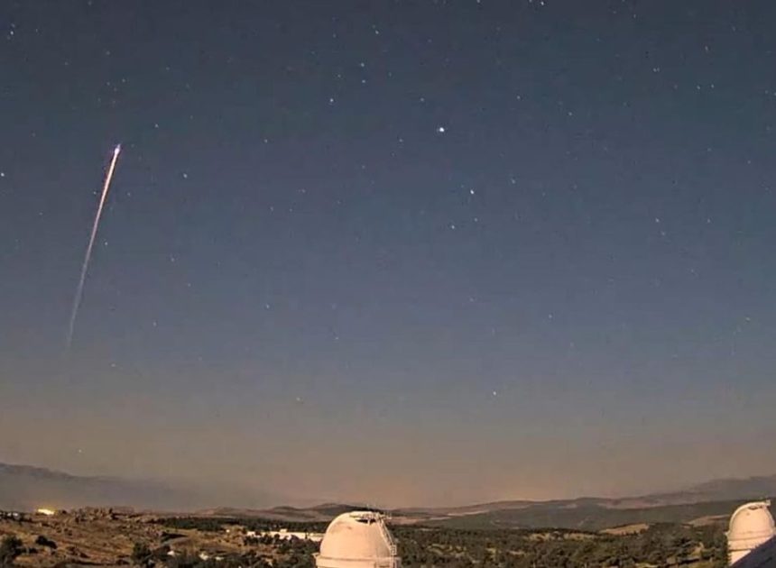 No era un supermeteorito: la bola de fuego que cruzó anoche la península eran los restos de un cohete chino