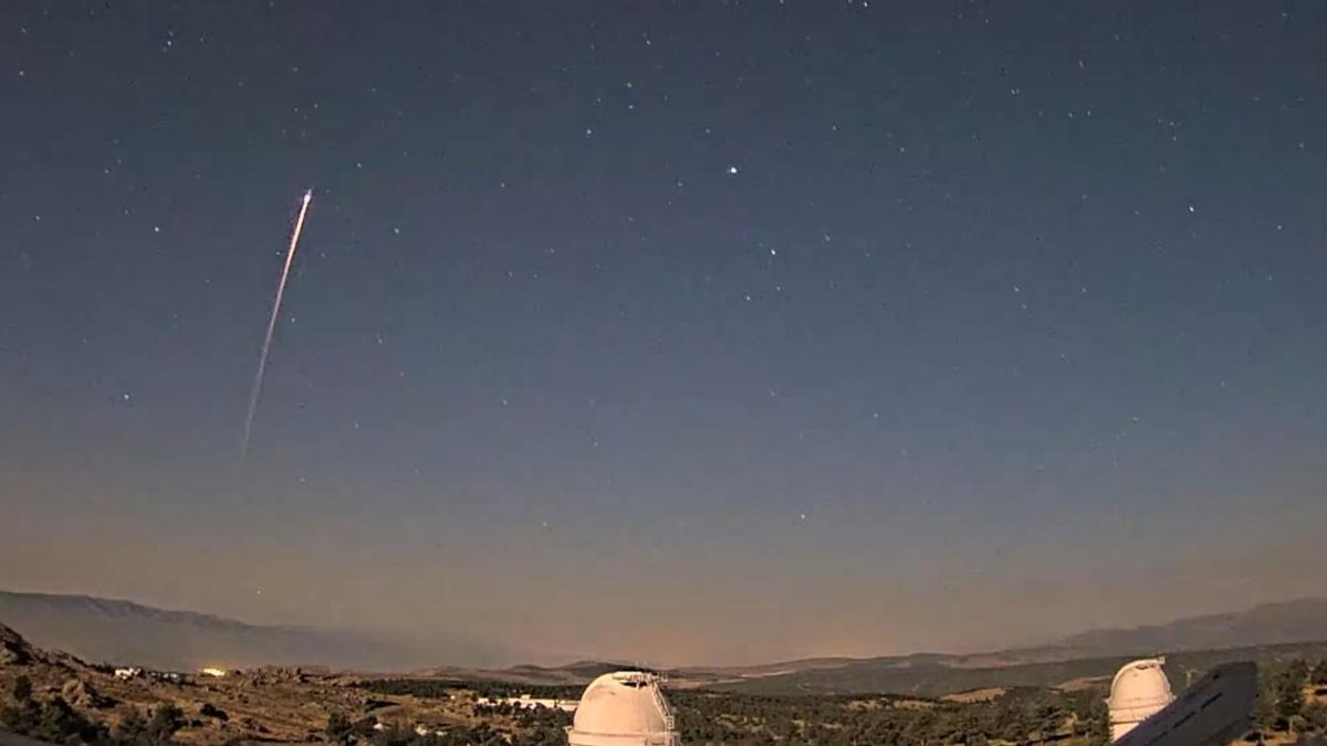 No era un supermeteorito: la bola de fuego que cruzó anoche la península eran los restos de un cohete chino