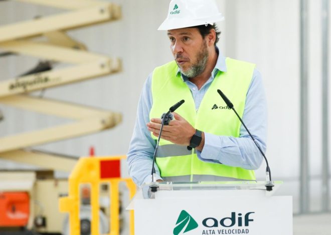 Óscar Puente irá a Alemania a buscar nuevos trenes de Siemens tras los problemas con Talgo y Renfe