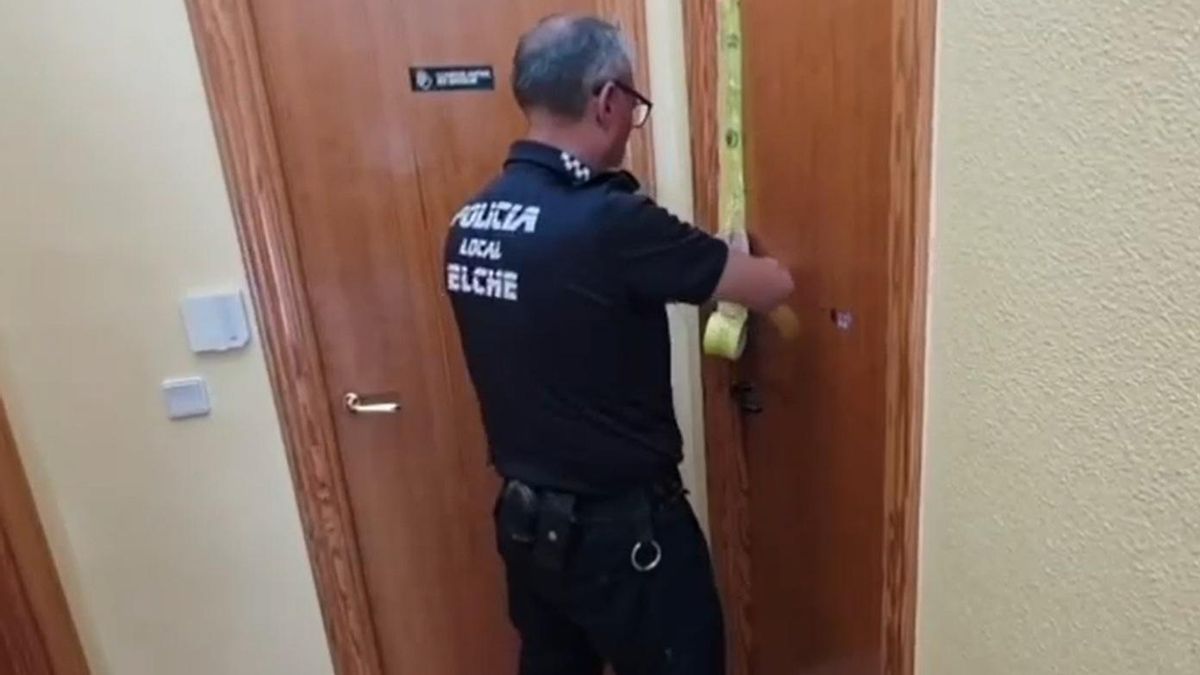 La muerte de un joven con parálisis cerebral destapa en Elche una vivienda usada como residencia ilegal para dependientes