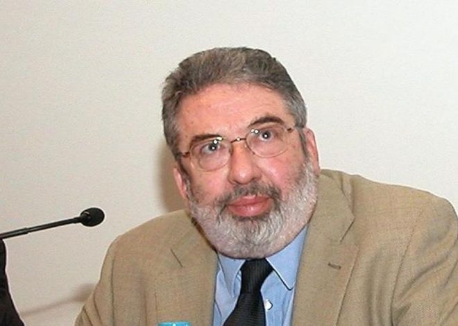 Muere Eduard Carbonell, exdirector del MNAC y experto en románico