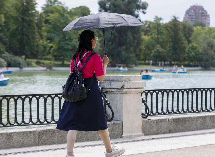 La lluvia fue un espejismo: Madrid retoma el calor extremo con máximas de hasta 38 grados