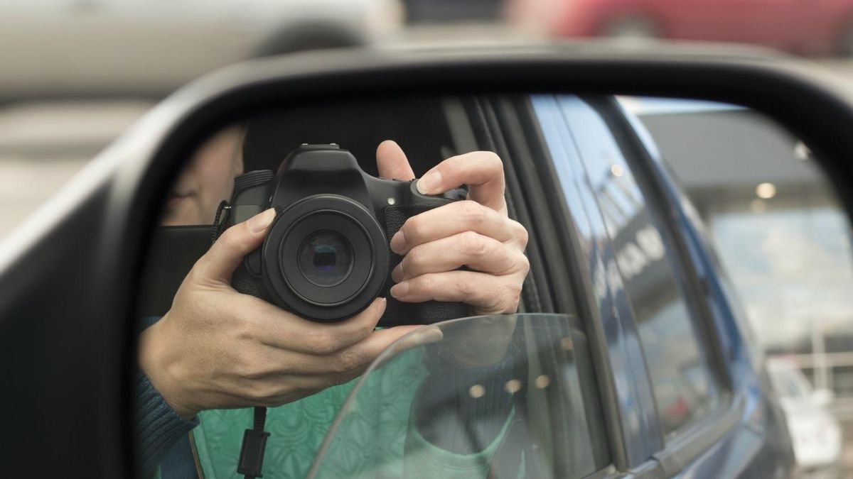 El auge silencioso de los detectives privados por el aluvión de empresas que investigan bajas laborales: «Estamos desbordados»