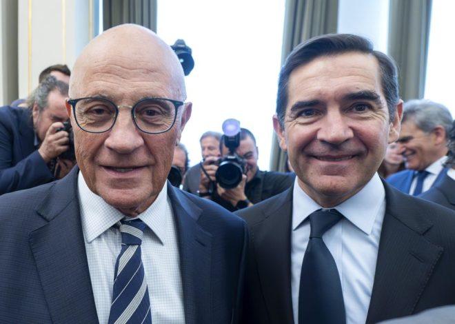 BBVA sigue adelante con la OPA a Banco Sabadell pese a la venta del negocio británico y el macrodividendo