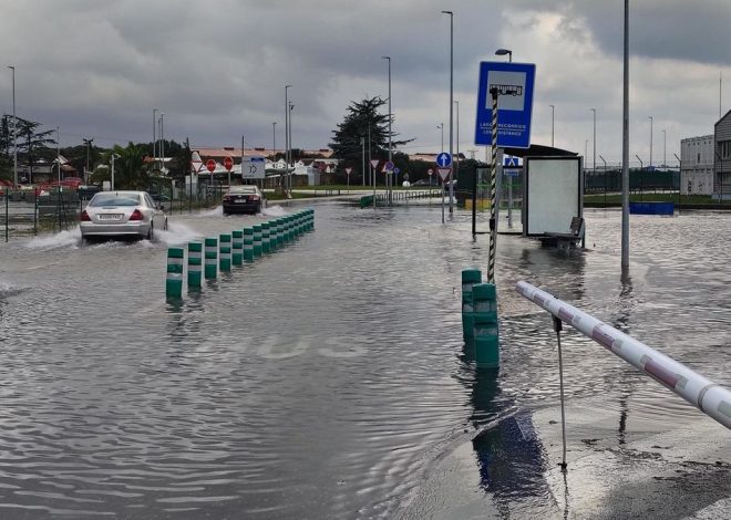 Las fuertes lluvias provocan inundaciones, accidentes y el colapso del tráfico en varios puntos de Cantabria