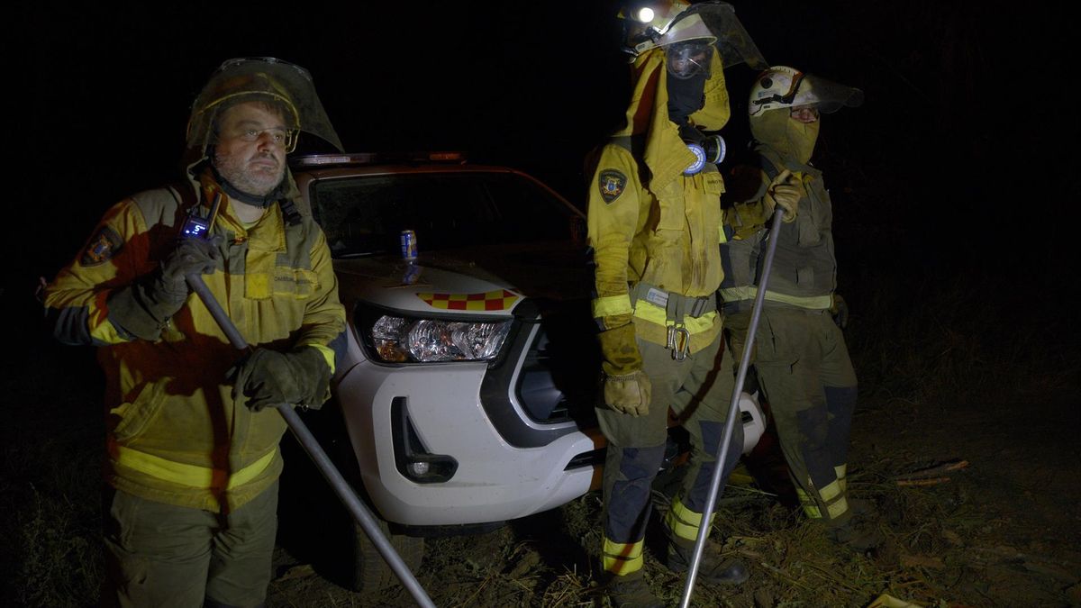 La Xunta convoca 327 plazas de bomberos forestales en plena ola de incendios
